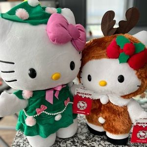 Hello kitty greeters Christmas tree and reindeer set